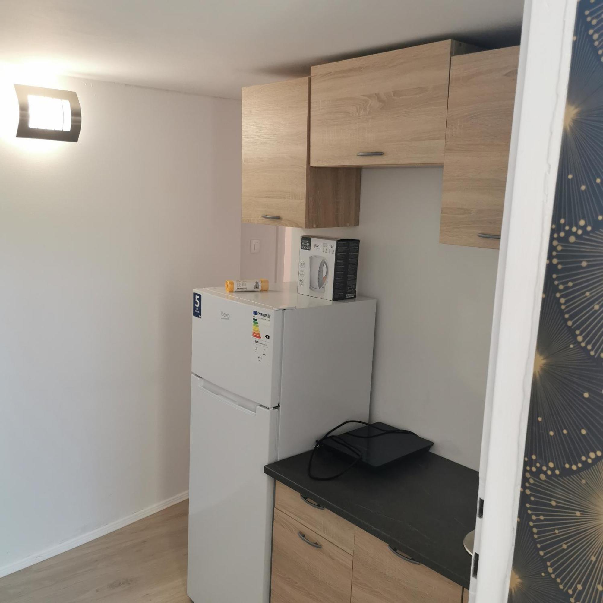 Ferienwohnung Apartma Jelena Koper Exterior foto