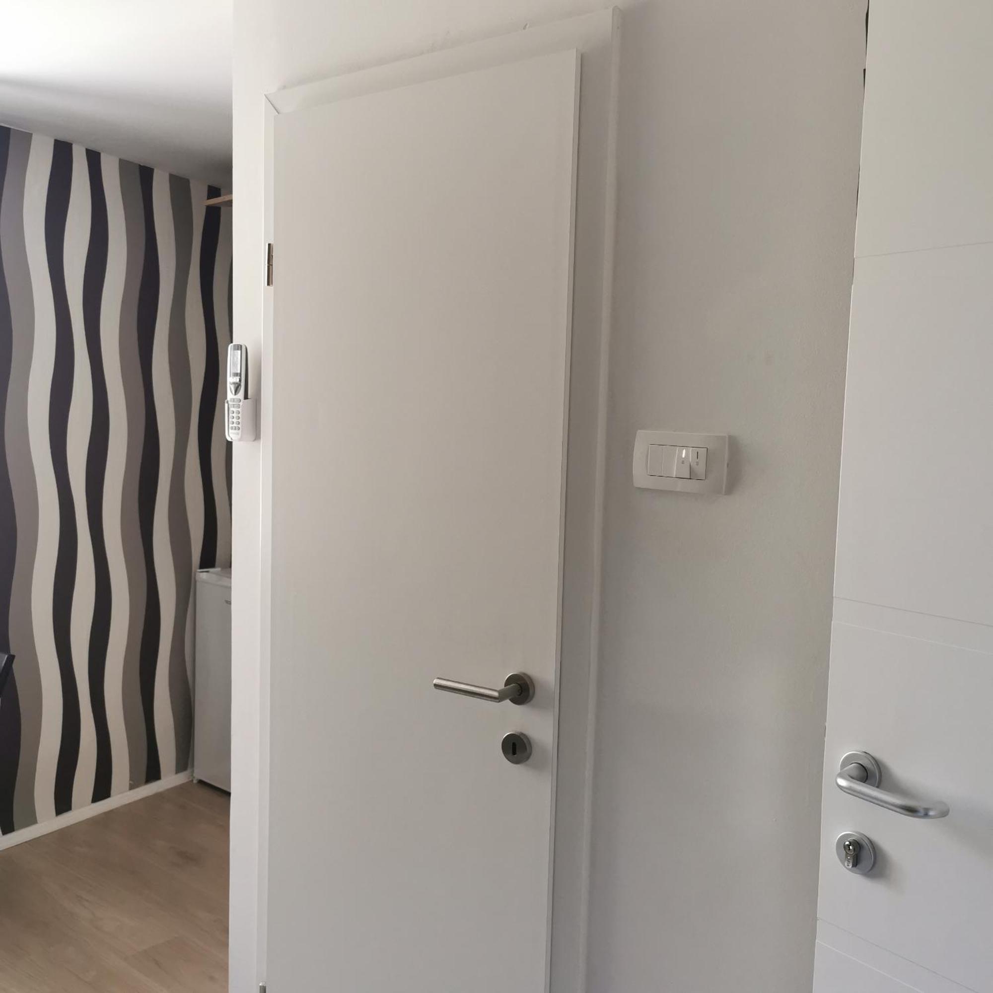 Ferienwohnung Apartma Jelena Koper Exterior foto