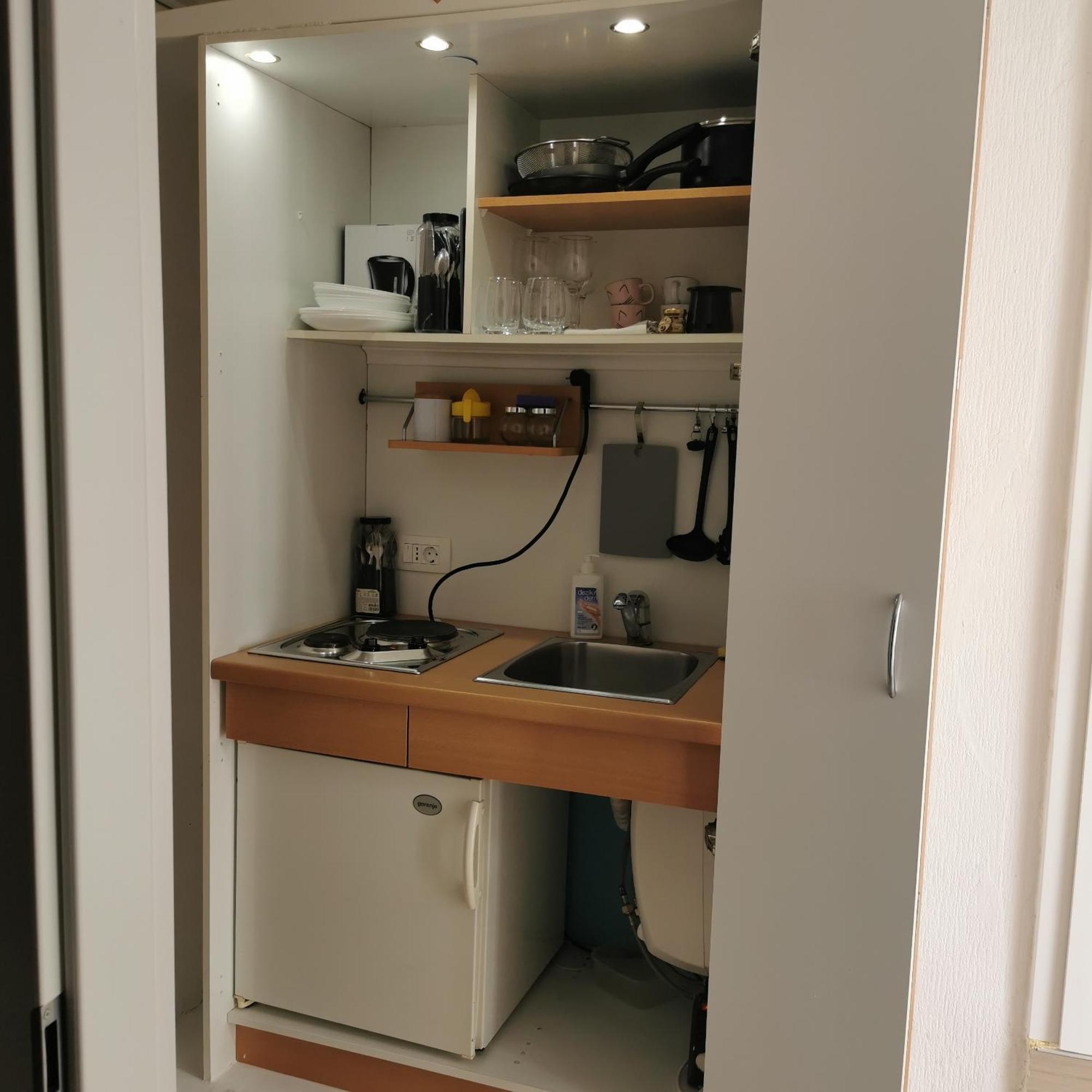 Ferienwohnung Apartma Jelena Koper Exterior foto